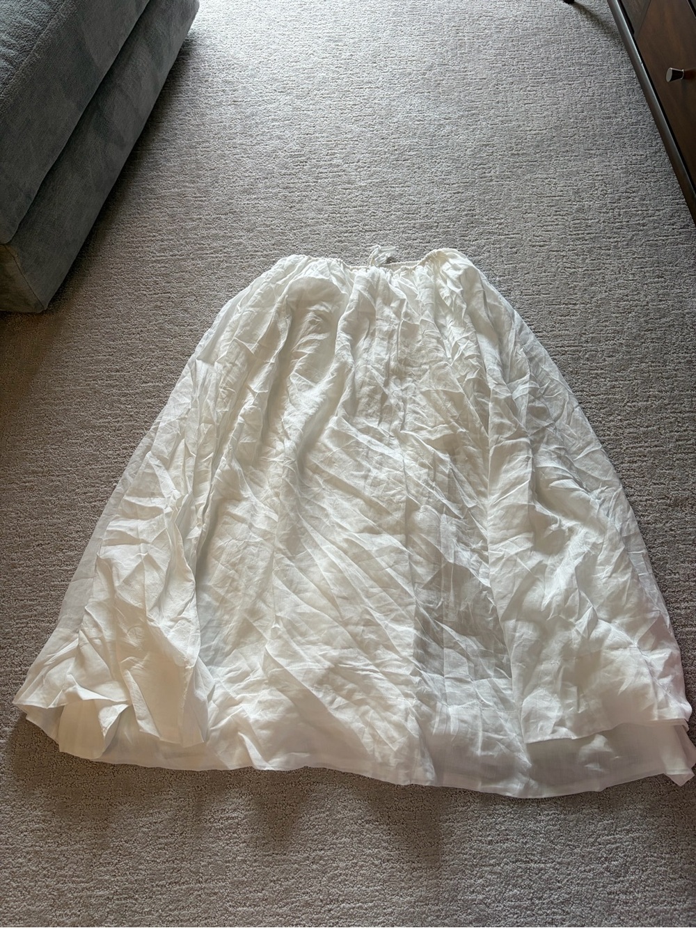 DISSH White Full Tulle Midi Skirt
